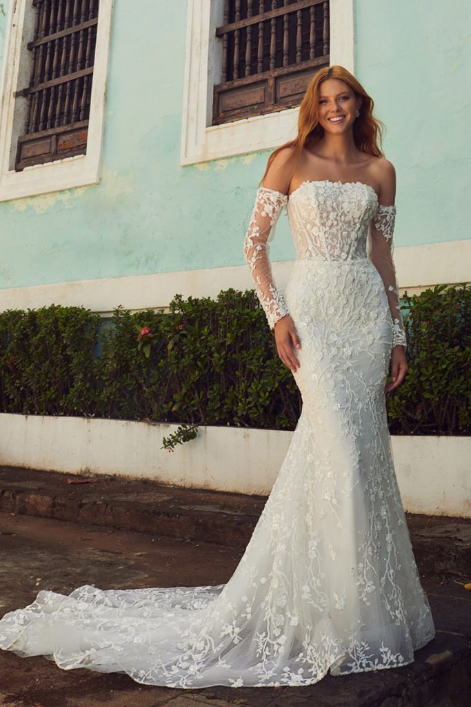 Luxury Ivory Lace Long Sleeve Trumpet Wedding Dress - VQ